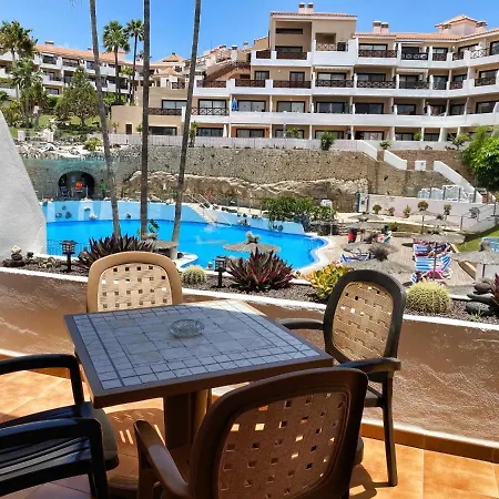 Walk To Golf Heated Pool